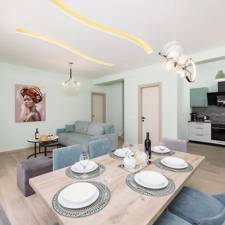 Daisy Вилла Барбати